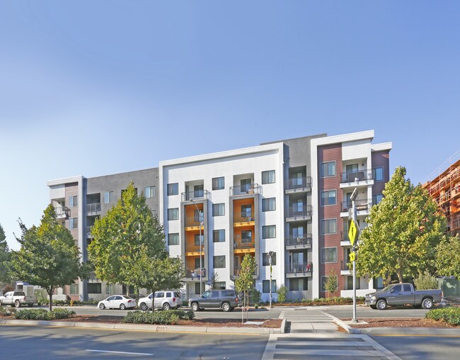 Oak Grove in San Jose, CA - Building Photo - Building Photo