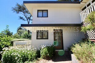 326 Panoramic Hwy in Mill Valley, CA - Building Photo