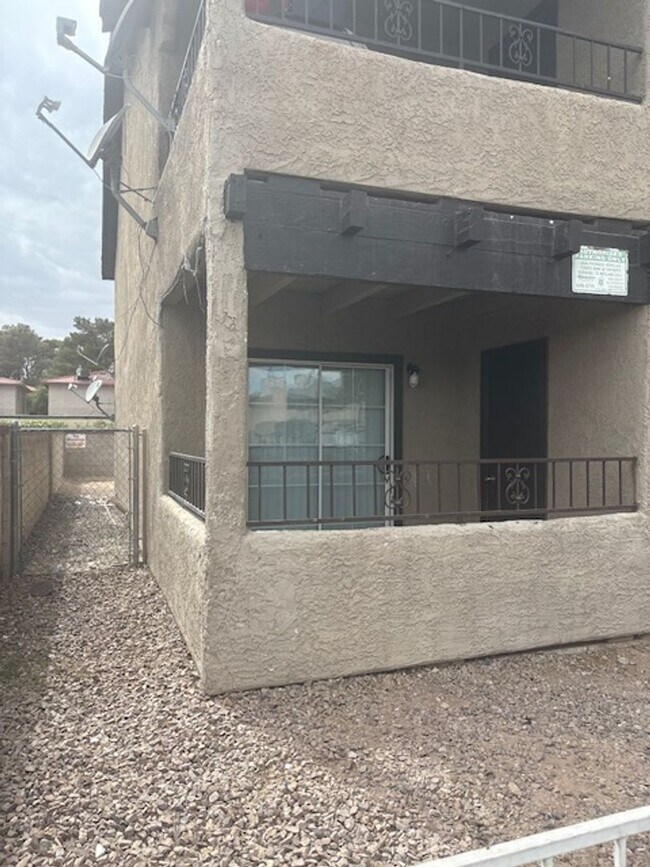 4223 Zavala St in Las Vegas, NV - Building Photo - Building Photo