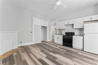 111 S Vine St in Muncie, IN - Building Photo - Building Photo