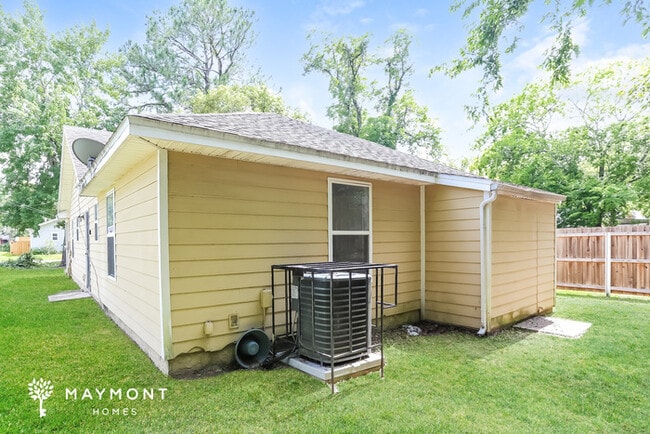 3235 Gilmore St in Jacksonville, FL - Foto de edificio - Building Photo