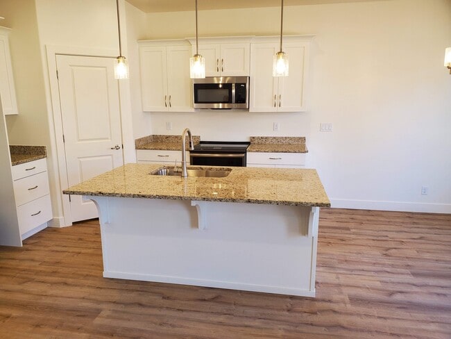 538 Stewart Crk Cv in Washington, UT - Building Photo - Building Photo
