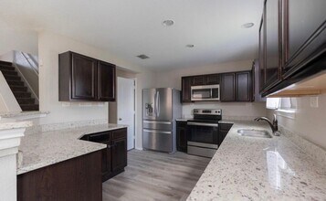 1118 Sundance Fort in San Antonio, TX - Building Photo - Building Photo