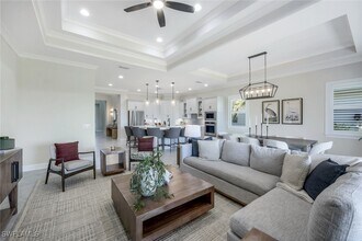 8850 Calypso Ct in Naples, FL - Building Photo - Building Photo