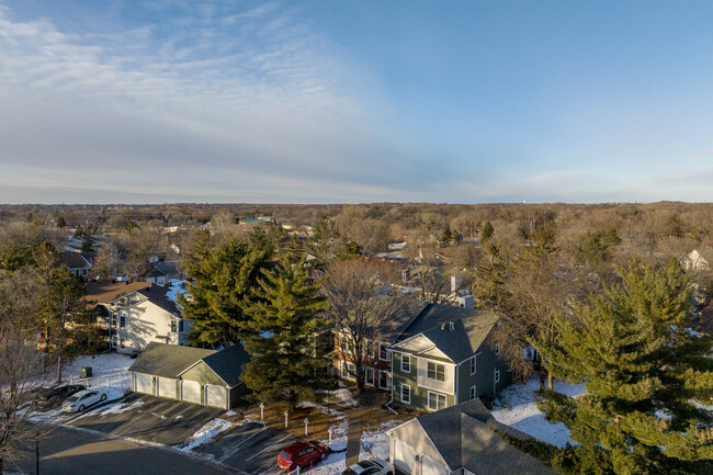 Devonwood in Minneapolis, MN - Building Photo - Building Photo