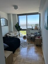 516 9th Ave, Unit 4 in New York, NY - Building Photo - Building Photo