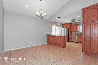 1601 Bent Pine Way in Brandon, FL - Building Photo - Building Photo