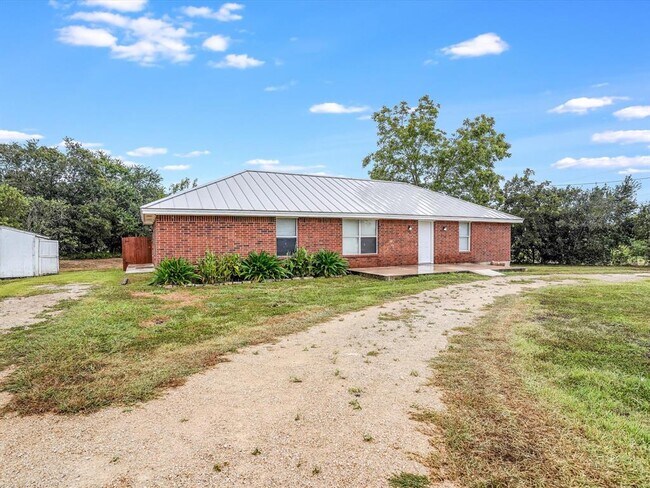 200 Creekside Trail in Kyle, TX - Building Photo - Building Photo