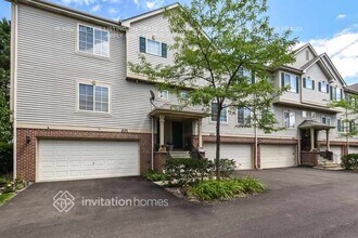 203 Monarch Dr in Streamwood, IL - Building Photo - Building Photo