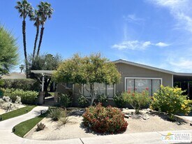 73450 Country Club Dr in Palm Desert, CA - Building Photo