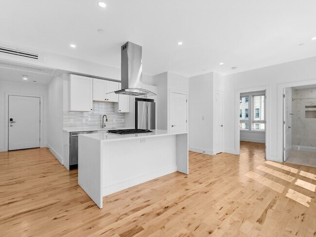 178 Washington Ave, Unit 205 in Chelsea, MA - Building Photo - Building Photo