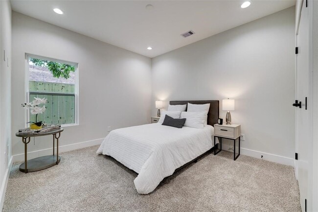 property at 846 Elkhart St