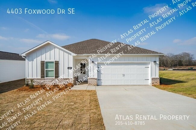 property at 4403 Foxwood Dr SE