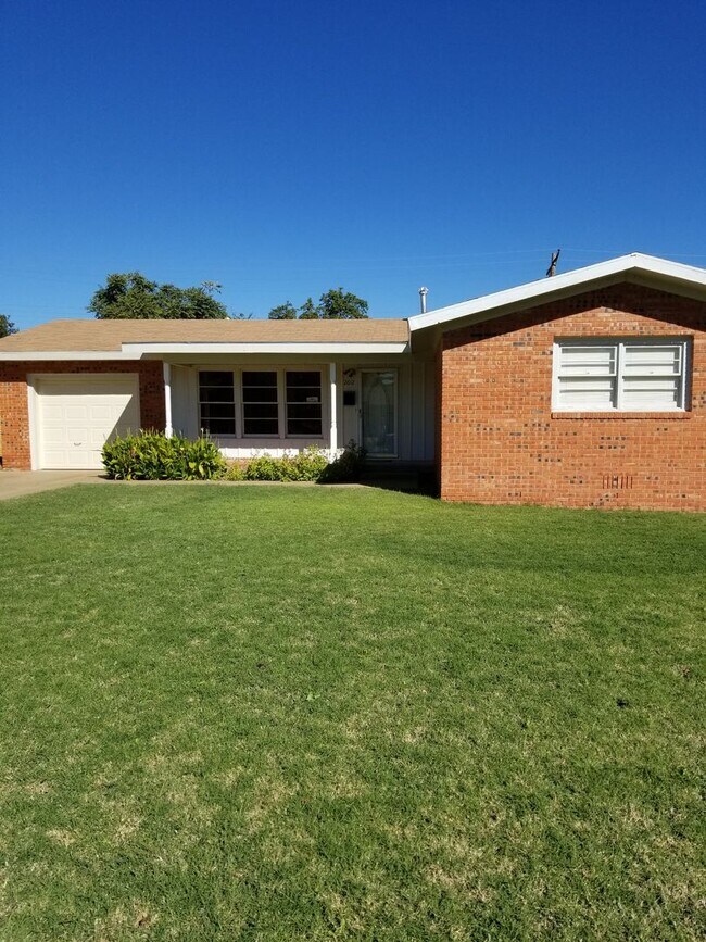 property at 2612 47th St