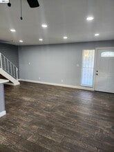 4985 N Holt Ave in Fresno, CA - Building Photo - Building Photo