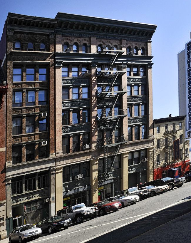 48 Great Jones St in New York, NY - Building Photo - Building Photo