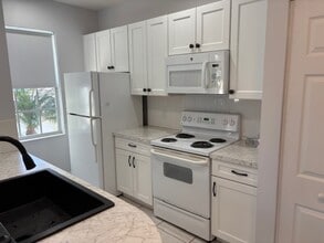 259 San Remo Dr, Unit 259 San Remo Drive in Jupiter, FL - Building Photo - Building Photo