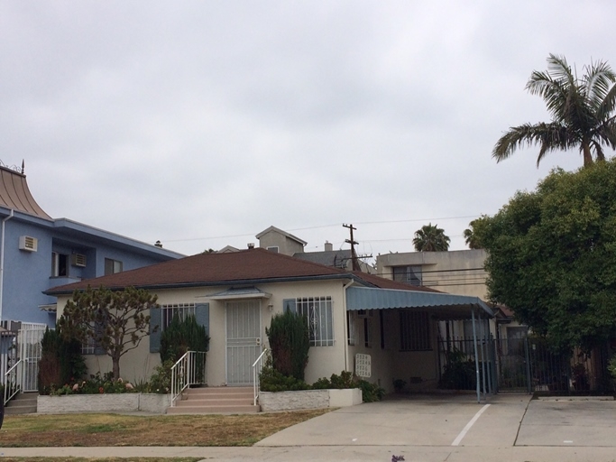 3724 Vinton Ave in Los Angeles, CA - Building Photo