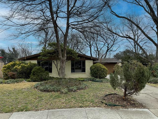 property at 730 Greenhaven Dr