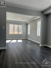 2119 Winsome Terrace in Ottawa, ON - Building Photo - Building Photo