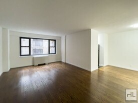 EAST 56 STREET in New York, NY - Building Photo