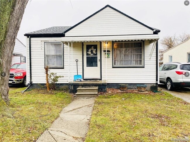 property at 11227 Packard Ave