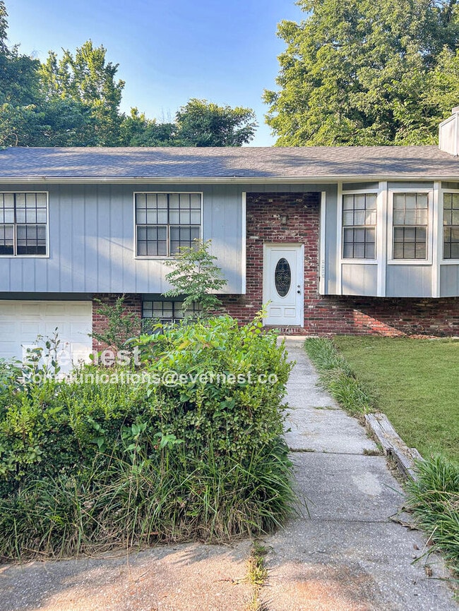 property at 5576 Dug Hollow Rd