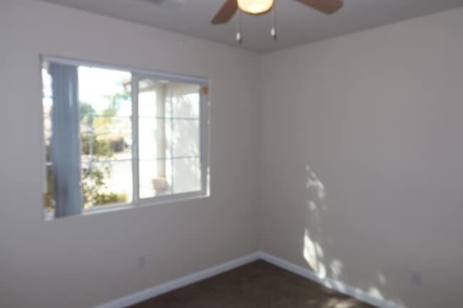 10100 Grand View Summit Dr in Bakersfield, CA - Building Photo - Building Photo