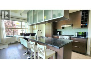 3478 Wesbrook Mall in Vancouver, BC - Building Photo - Building Photo