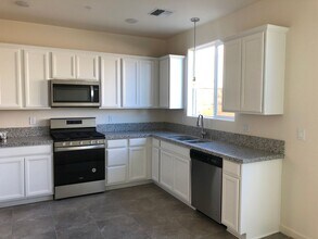 505 Logan Jacob Ln in Reno, NV - Building Photo - Building Photo