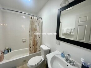 243 Northampton St, Unit 2 in Boston, MA - Foto de edificio - Building Photo