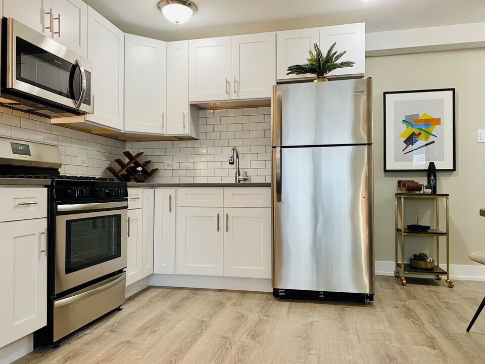 The Maynard at 2545 W Fitch Photo