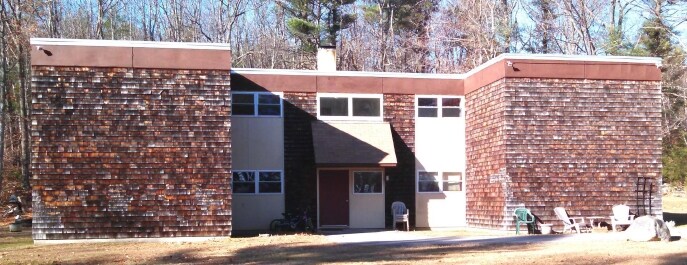 44 Morgan Rd in Hubbardston, MA - Foto de edificio