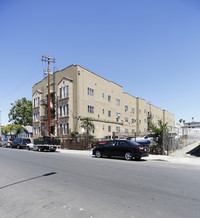 560 N Kingsley Dr in Los Angeles, CA - Foto de edificio - Building Photo