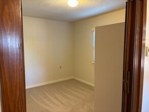 125 E Cedar St in Mount Vernon, WA - Building Photo - Building Photo