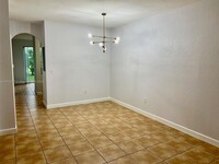 7070 NW 177th St in Hialeah, FL - Building Photo - Building Photo