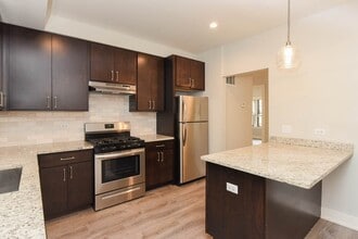 1148 Maple Ave in Evanston, IL - Foto de edificio - Building Photo