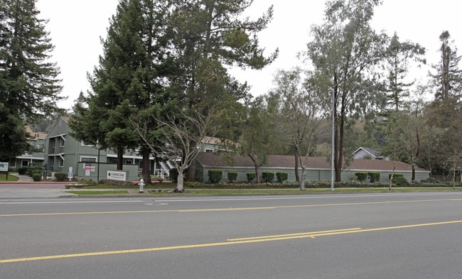 Charter Oaks Apartments