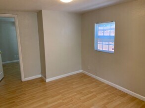 616 W 16th St in Antioch, CA - Building Photo - Building Photo