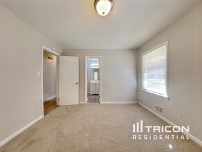 4681 Kings Hwy in Douglasville, GA - Foto de edificio - Building Photo