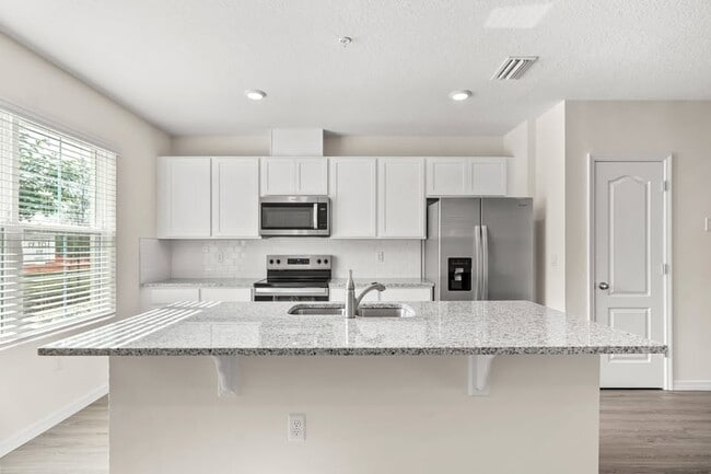2745 Flushing Dr in Apopka, FL - Building Photo - Building Photo