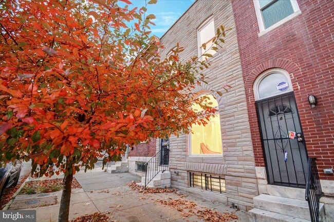 6 S Highland Ave in Baltimore, MD - Foto de edificio - Building Photo