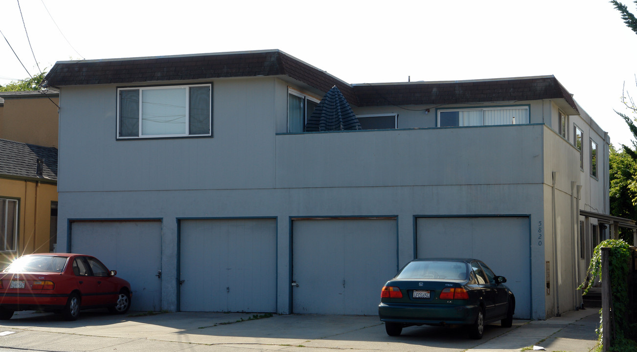 5820 Central Ave in El Cerrito, CA - Building Photo