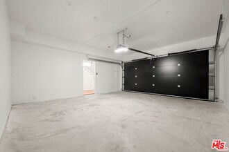 1920 S Sherbourne Dr in Los Angeles, CA - Building Photo - Building Photo