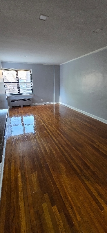 33 S Munn Ave in East Orange, NJ - Building Photo - Building Photo