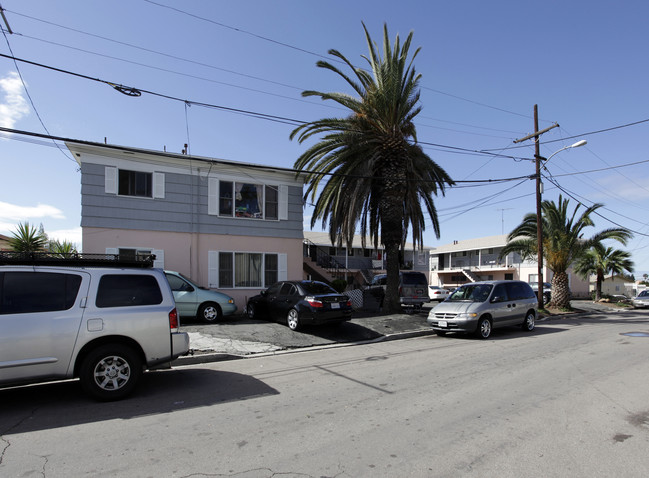 Meade Avenue Apartments