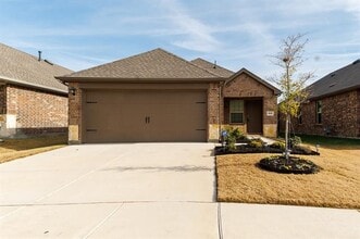 806 Ramble Rd in Lavon, TX - Building Photo - Building Photo