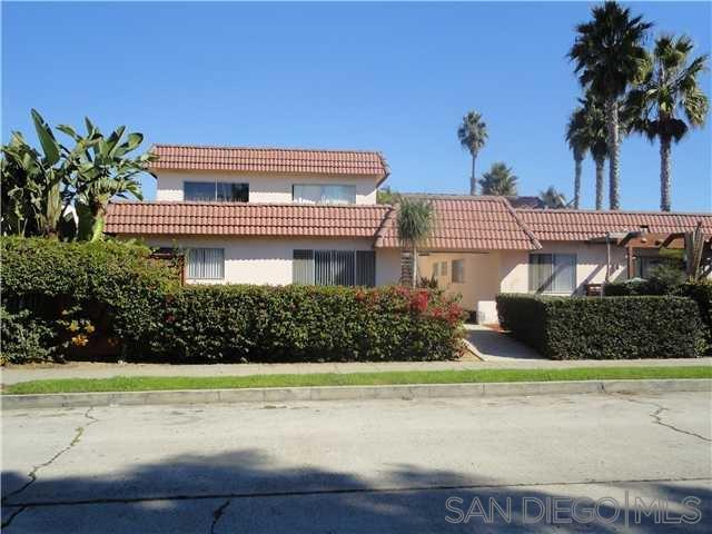 2110 Sunset Cliffs Blvd in San Diego, CA - Building Photo