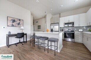4902 Cosmos Cir in Wimauma, FL - Building Photo