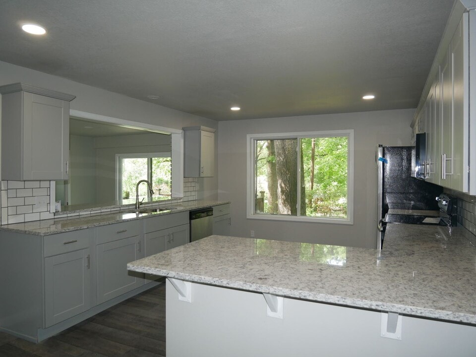 1430 N 50th St in Fort Smith, AR - Building Photo